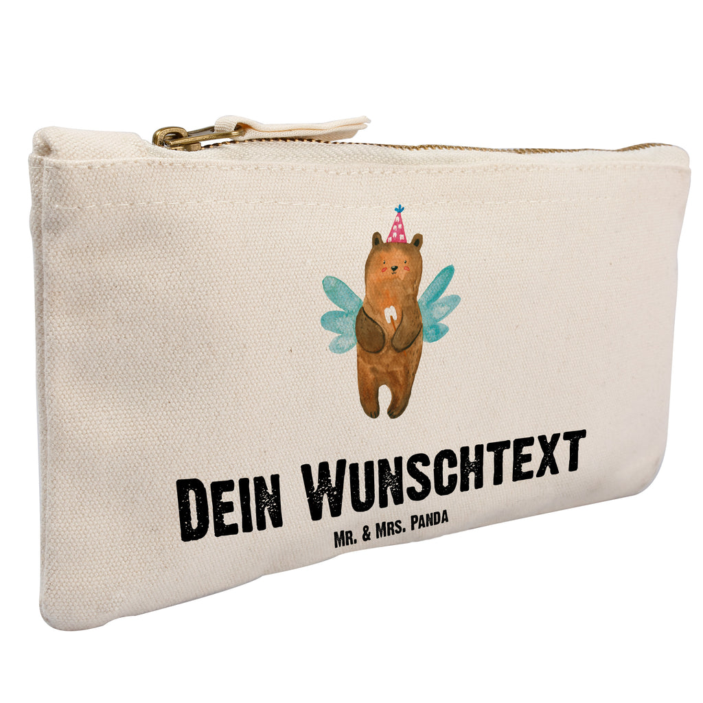 Personalisierte Schminktasche Zahnfee Bär Personalisierte Schminktasche, Personalisierte Kosmetiktasche, Personalisierter Kosmetikbeutel, Personalisiertes Stiftemäppchen, Personalisiertes Etui, Personalisierte Federmappe, Personalisierte Makeup Bag, Personalisiertes Schminketui, Personalisiertes Kosmetiketui, Personalisiertes Schlamperetui, Schminktasche mit Namen, Kosmetiktasche mit Namen, Kosmetikbeutel mit Namen, Stiftemäppchen mit Namen, Etui mit Namen, Federmappe mit Namen, Makeup Bg mit Namen, Schminketui mit Namen, Kosmetiketui mit Namen, Schlamperetui mit Namen, Schminktasche personalisieren, Schminktasche bedrucken, Schminktasche selbst gestalten, Bär, Teddy, Teddybär, Zahnfee, Fee, Milchzahn, Erster Zahn