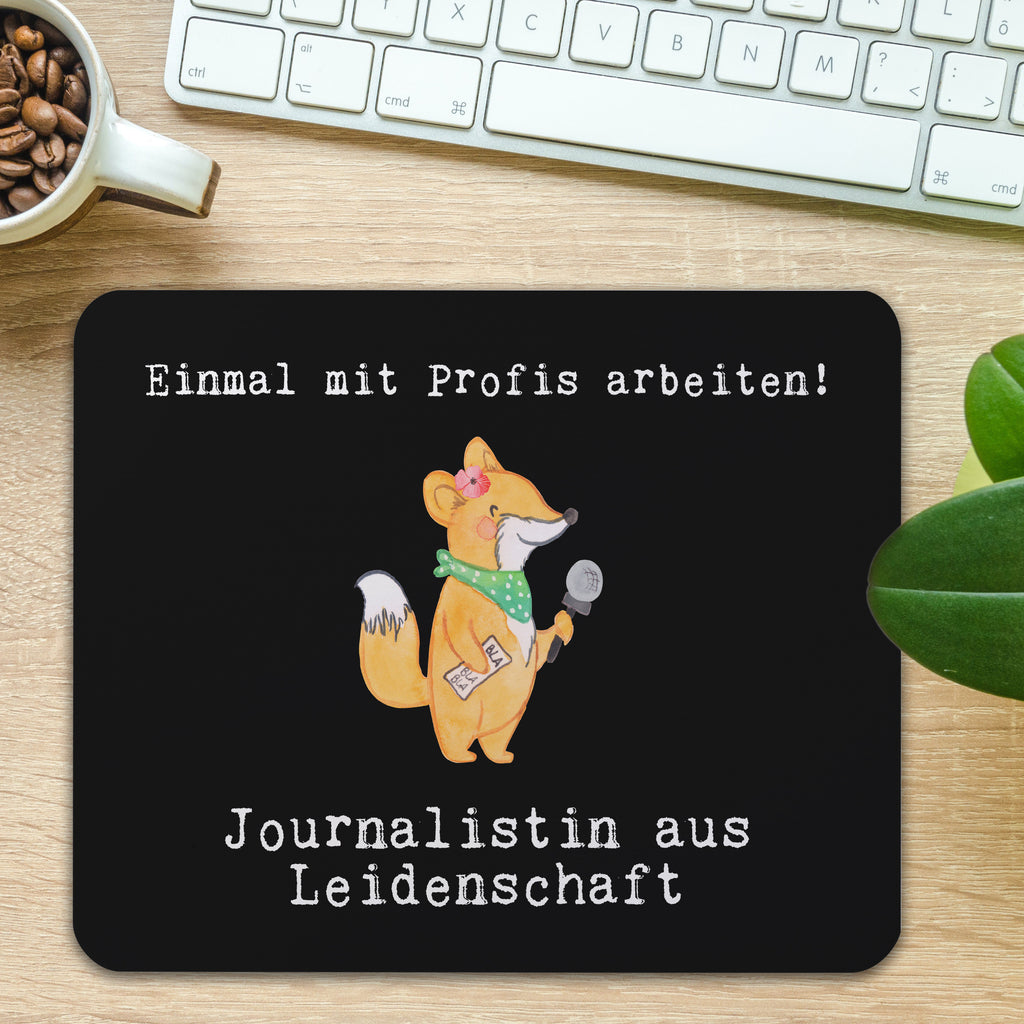 Mauspad Journalistin aus Leidenschaft Mousepad, Computer zubehör, Büroausstattung, PC Zubehör, Arbeitszimmer, Mauspad, Einzigartiges Mauspad, Designer Mauspad, Mausunterlage, Mauspad Büro, Beruf, Ausbildung, Jubiläum, Abschied, Rente, Kollege, Kollegin, Geschenk, Schenken, Arbeitskollege, Mitarbeiter, Firma, Danke, Dankeschön, Journalistin, Reporterin, Redakteurin, Pressebüro, Studium