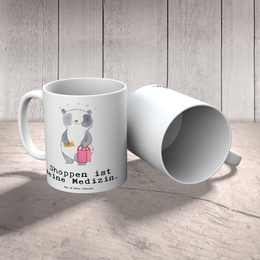 Tasse Panda Shopping Tasse, Kaffeetasse, Teetasse, Becher, Kaffeebecher, Teebecher, Keramiktasse, Porzellantasse, Büro Tasse, Geschenk Tasse, Tasse Sprüche, Tasse Motive, Kaffeetassen, Tasse bedrucken, Designer Tasse, Cappuccino Tassen, Schöne Teetassen, Geschenk, Sport, Sportart, Hobby, Schenken, Danke, Dankeschön, Auszeichnung, Gewinn, Sportler, Shopping, shoppen, einkaufen