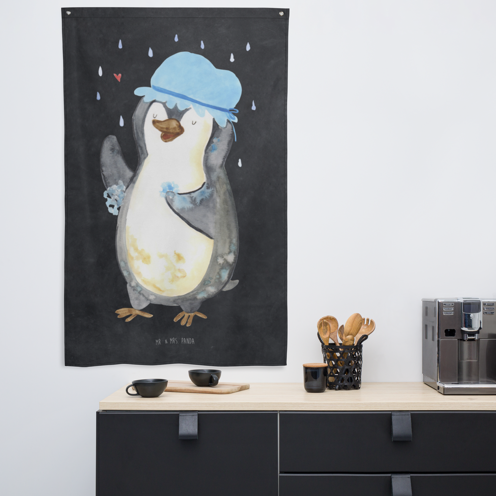 Wandteppich Pinguin duscht Wandbehang, Dekoration, Boho, Wandteppich, Wandtuch, Wanddeko, Tapisserie, Tapestry, Wandbild, Textil-Kunst, Schmuck-Wandbehang, Wand Deko, Kinderzimmer, Kinderzimmer Wand, Kinderzimmer Deko, Kinderzimmer Wanddeko, Pinguin, Pinguine, Dusche, duschen, Lebensmotto, Motivation, Neustart, Neuanfang, glücklich sein