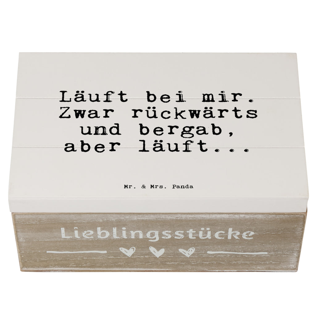 Holzkiste Sprüche und Zitate Läuft bei mir. Zwar rückwärts und bergab, aber läuft... Holzkiste, Kiste, Schatzkiste, Truhe, Schatulle, XXL, Erinnerungsbox, Erinnerungskiste, Dekokiste, Aufbewahrungsbox, Geschenkbox, Geschenkdose, Spruch, Sprüche, lustige Sprüche, Weisheiten, Zitate, Spruch Geschenke, Spruch Sprüche Weisheiten Zitate Lustig Weisheit Worte