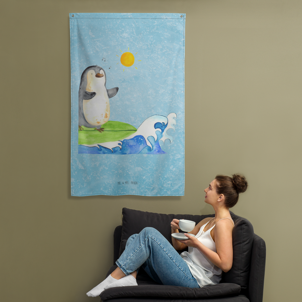 Wandteppich Pinguin Surfer Wandbehang, Dekoration, Boho, Wandteppich, Wandtuch, Wanddeko, Tapisserie, Tapestry, Wandbild, Textil-Kunst, Schmuck-Wandbehang, Wand Deko, Kinderzimmer, Kinderzimmer Wand, Kinderzimmer Deko, Kinderzimmer Wanddeko, Pinguin, Pinguine, surfen, Surfer, Hawaii, Urlaub, Wellen, Wellen reiten, Portugal