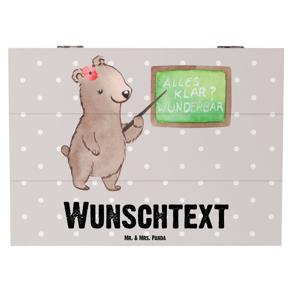 Personalisierte Holzkiste Deutschlehrerin Herz Holzkiste mit Namen, Kiste mit Namen, Schatzkiste mit Namen, Truhe mit Namen, Schatulle mit Namen, Erinnerungsbox mit Namen, Erinnerungskiste, mit Namen, Dekokiste mit Namen, Aufbewahrungsbox mit Namen, Holzkiste Personalisiert, Kiste Personalisiert, Schatzkiste Personalisiert, Truhe Personalisiert, Schatulle Personalisiert, Erinnerungsbox Personalisiert, Erinnerungskiste Personalisiert, Dekokiste Personalisiert, Aufbewahrungsbox Personalisiert, Geschenkbox personalisiert, GEschenkdose personalisiert, Beruf, Ausbildung, Jubiläum, Abschied, Rente, Kollege, Kollegin, Geschenk, Schenken, Arbeitskollege, Mitarbeiter, Firma, Danke, Dankeschön, Deutschlehrerin, Deutschunterricht, Schule, Grundschule