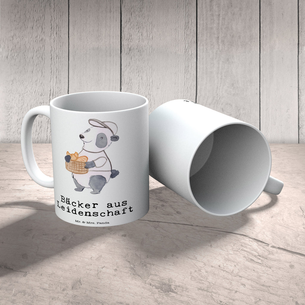 Tasse Bäcker aus Leidenschaft Tasse, Kaffeetasse, Teetasse, Becher, Kaffeebecher, Teebecher, Keramiktasse, Porzellantasse, Büro Tasse, Geschenk Tasse, Tasse Sprüche, Tasse Motive, Kaffeetassen, Tasse bedrucken, Designer Tasse, Cappuccino Tassen, Schöne Teetassen, Beruf, Ausbildung, Jubiläum, Abschied, Rente, Kollege, Kollegin, Geschenk, Schenken, Arbeitskollege, Mitarbeiter, Firma, Danke, Dankeschön, Bäcker, Konditor, Brotbäcker, Bäckerei, Backstube, Bäckerladen, Brotmanufaktur