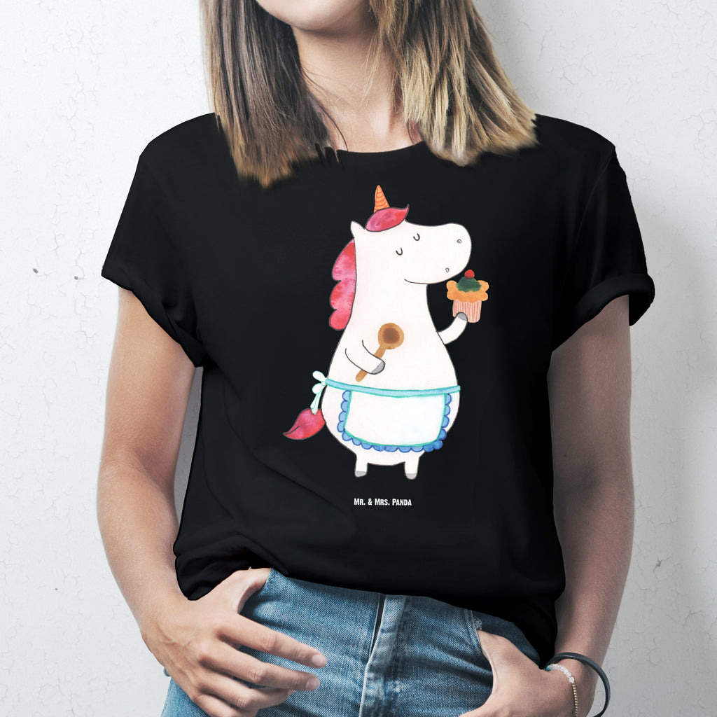 T-Shirt Standard Einhorn Küchenfee T-Shirt, Shirt, Tshirt, Lustiges T-Shirt, T-Shirt mit Spruch, Party, Junggesellenabschied, Jubiläum, Geburstag, Herrn, Damen, Männer, Frauen, Schlafshirt, Nachthemd, Sprüche, Einhorn, Einhörner, Einhorn Deko, Pegasus, Unicorn, backen, Muffin, Motivation, Träumer, träumen, Bäckerin, Hobbykoch, Koch, Torte, Kuchen