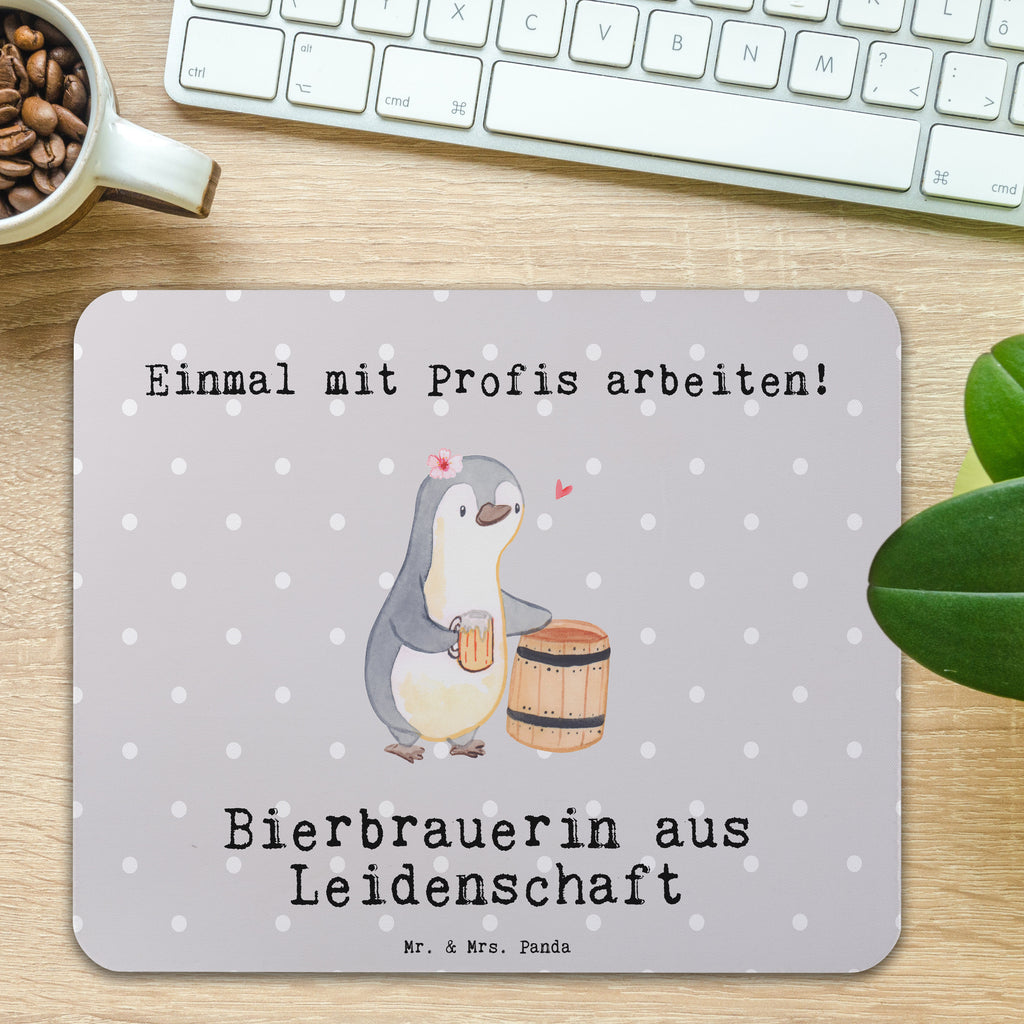 Mauspad Bierbrauerin aus Leidenschaft Mousepad, Computer zubehör, Büroausstattung, PC Zubehör, Arbeitszimmer, Mauspad, Einzigartiges Mauspad, Designer Mauspad, Mausunterlage, Mauspad Büro, Beruf, Ausbildung, Jubiläum, Abschied, Rente, Kollege, Kollegin, Geschenk, Schenken, Arbeitskollege, Mitarbeiter, Firma, Danke, Dankeschön, Bierbrauerin, Biertrinkerin, Bierkennerin, Biergeschenk, Hobbybrauen, Heimbrauen, Selbstbrauen, Bierliebe, Bierfass