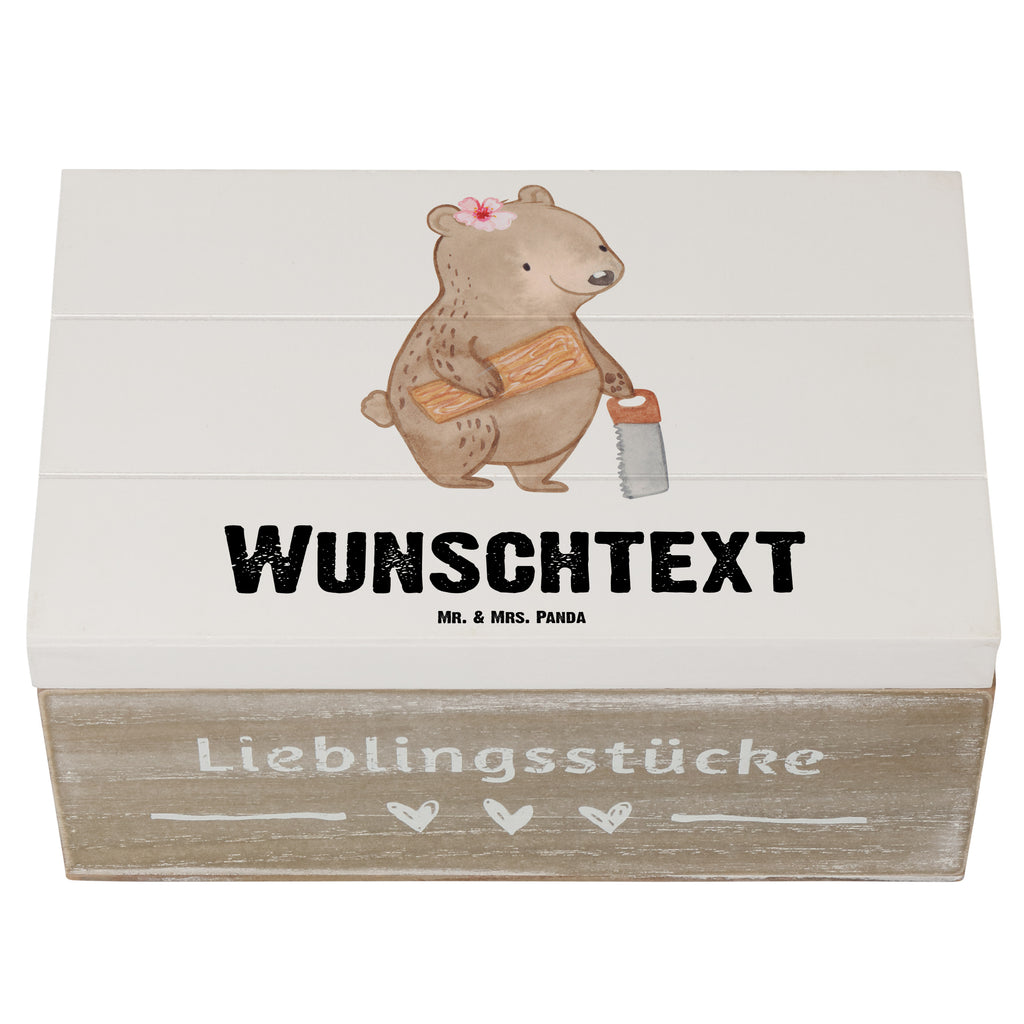 Personalisierte Holzkiste Schreinerin Herz Holzkiste mit Namen, Kiste mit Namen, Schatzkiste mit Namen, Truhe mit Namen, Schatulle mit Namen, Erinnerungsbox mit Namen, Erinnerungskiste, mit Namen, Dekokiste mit Namen, Aufbewahrungsbox mit Namen, Holzkiste Personalisiert, Kiste Personalisiert, Schatzkiste Personalisiert, Truhe Personalisiert, Schatulle Personalisiert, Erinnerungsbox Personalisiert, Erinnerungskiste Personalisiert, Dekokiste Personalisiert, Aufbewahrungsbox Personalisiert, Geschenkbox personalisiert, GEschenkdose personalisiert, Beruf, Ausbildung, Jubiläum, Abschied, Rente, Kollege, Kollegin, Geschenk, Schenken, Arbeitskollege, Mitarbeiter, Firma, Danke, Dankeschön