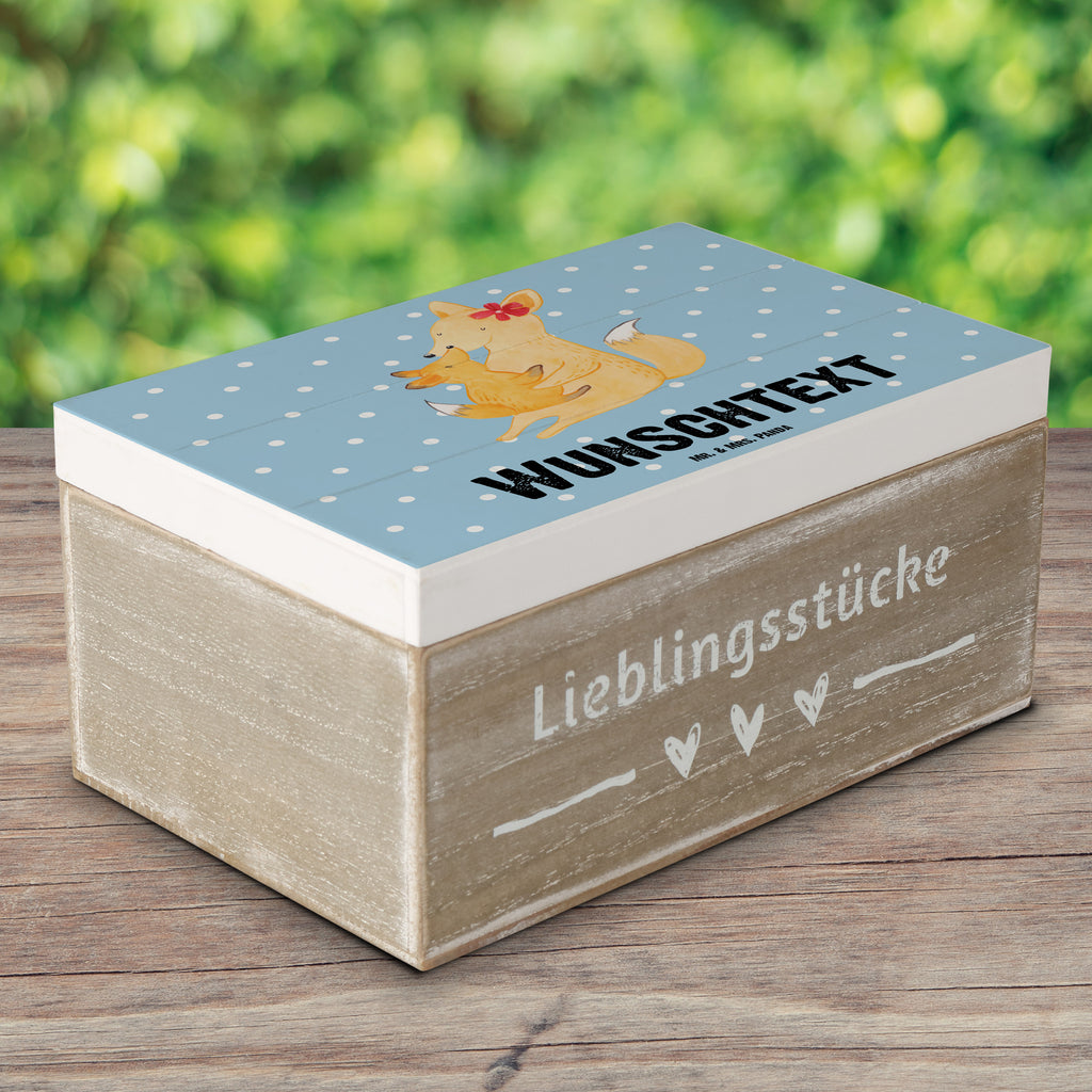 Personalisierte Holzkiste Fuchs Mama & Kind Holzkiste mit Namen, Kiste mit Namen, Schatzkiste mit Namen, Truhe mit Namen, Schatulle mit Namen, Erinnerungsbox mit Namen, Erinnerungskiste, mit Namen, Dekokiste mit Namen, Aufbewahrungsbox mit Namen, Holzkiste Personalisiert, Kiste Personalisiert, Schatzkiste Personalisiert, Truhe Personalisiert, Schatulle Personalisiert, Erinnerungsbox Personalisiert, Erinnerungskiste Personalisiert, Dekokiste Personalisiert, Aufbewahrungsbox Personalisiert, Geschenkbox personalisiert, GEschenkdose personalisiert, Familie, Vatertag, Muttertag, Bruder, Schwester, Mama, Papa, Oma, Opa, Mutter, Tochter, Lieblingstochter, Beste Tochter, Geschenk