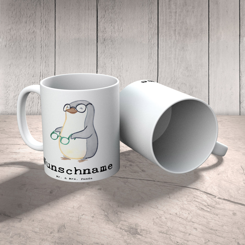 Personalisierte Tasse Augenoptiker mit Herz Personalisierte Tasse, Namenstasse, Wunschname, Personalisiert, Tasse, Namen, Drucken, Tasse mit Namen, Beruf, Ausbildung, Jubiläum, Abschied, Rente, Kollege, Kollegin, Geschenk, Schenken, Arbeitskollege, Mitarbeiter, Firma, Danke, Dankeschön, Augenoptiker, Optiker, Augenarzt, Optometrist, Brillenverkäufer, Brillengeschäft, Eröffnung