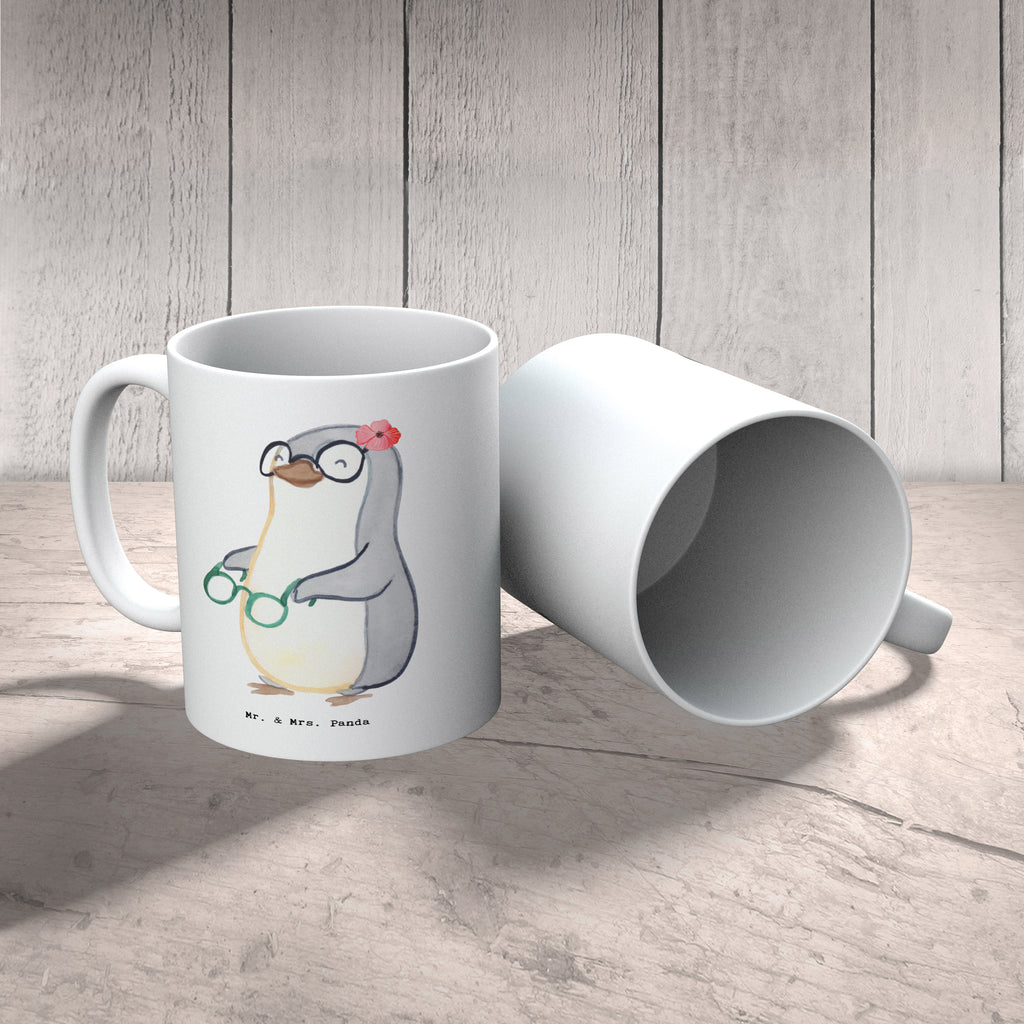 Tasse Augenoptikerin mit Herz Tasse, Kaffeetasse, Teetasse, Becher, Kaffeebecher, Teebecher, Keramiktasse, Porzellantasse, Büro Tasse, Geschenk Tasse, Tasse Sprüche, Tasse Motive, Kaffeetassen, Tasse bedrucken, Designer Tasse, Cappuccino Tassen, Schöne Teetassen, Beruf, Ausbildung, Jubiläum, Abschied, Rente, Kollege, Kollegin, Geschenk, Schenken, Arbeitskollege, Mitarbeiter, Firma, Danke, Dankeschön, Augenoptikerin, Optikerin, Augenärztin, Optometristin, Brillenverkäuferin, Brillengeschäft, Eröffnung