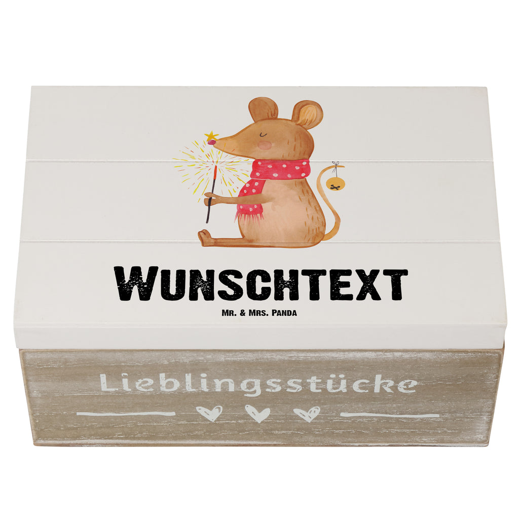 Personalisierte Holzkiste Maus Weihnachten Holzkiste mit Namen, Kiste mit Namen, Schatzkiste mit Namen, Truhe mit Namen, Schatulle mit Namen, Erinnerungsbox mit Namen, Erinnerungskiste, mit Namen, Dekokiste mit Namen, Aufbewahrungsbox mit Namen, Holzkiste Personalisiert, Kiste Personalisiert, Schatzkiste Personalisiert, Truhe Personalisiert, Schatulle Personalisiert, Erinnerungsbox Personalisiert, Erinnerungskiste Personalisiert, Dekokiste Personalisiert, Aufbewahrungsbox Personalisiert, Geschenkbox personalisiert, GEschenkdose personalisiert, Winter, Weihnachten, Weihnachtsdeko, Nikolaus, Advent, Heiligabend, Wintermotiv, Frohe Weihnachten, Weihnachtsgruß, Weihnachtsmotiv, Maus, Mäuschen, Weihnachtswunder