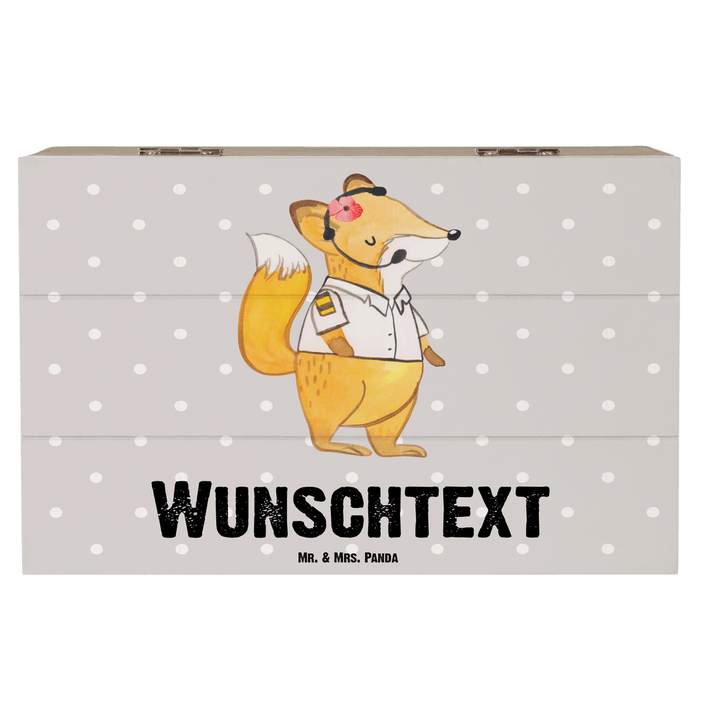 Personalisierte Holzkiste Pilotin Herz Holzkiste mit Namen, Kiste mit Namen, Schatzkiste mit Namen, Truhe mit Namen, Schatulle mit Namen, Erinnerungsbox mit Namen, Erinnerungskiste, mit Namen, Dekokiste mit Namen, Aufbewahrungsbox mit Namen, Holzkiste Personalisiert, Kiste Personalisiert, Schatzkiste Personalisiert, Truhe Personalisiert, Schatulle Personalisiert, Erinnerungsbox Personalisiert, Erinnerungskiste Personalisiert, Dekokiste Personalisiert, Aufbewahrungsbox Personalisiert, Geschenkbox personalisiert, GEschenkdose personalisiert, Beruf, Ausbildung, Jubiläum, Abschied, Rente, Kollege, Kollegin, Geschenk, Schenken, Arbeitskollege, Mitarbeiter, Firma, Danke, Dankeschön, Pilotin, Flugkapitänin, Cockpit, Flugzeug