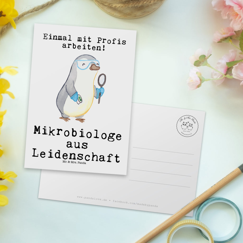 Postkarte Mikrobiologe aus Leidenschaft Postkarte, Karte, Geschenkkarte, Grußkarte, Einladung, Ansichtskarte, Geburtstagskarte, Einladungskarte, Dankeskarte, Ansichtskarten, Einladung Geburtstag, Einladungskarten Geburtstag, Beruf, Ausbildung, Jubiläum, Abschied, Rente, Kollege, Kollegin, Geschenk, Schenken, Arbeitskollege, Mitarbeiter, Firma, Danke, Dankeschön, Mikrobiologe, Naturwissenschaftler, Labor, Forschung