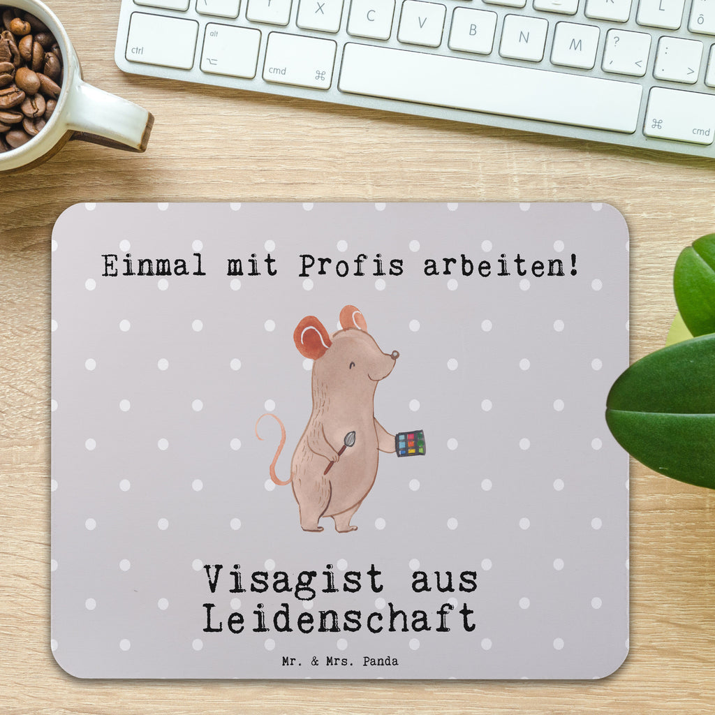 Mauspad Visagist aus Leidenschaft Mousepad, Computer zubehör, Büroausstattung, PC Zubehör, Arbeitszimmer, Mauspad, Einzigartiges Mauspad, Designer Mauspad, Mausunterlage, Mauspad Büro, Beruf, Ausbildung, Jubiläum, Abschied, Rente, Kollege, Kollegin, Geschenk, Schenken, Arbeitskollege, Mitarbeiter, Firma, Danke, Dankeschön, Kosmetiker, Make Up Artist, Maskenbildner, Visagist, Beauty Salon, Kosmetikstudio, Eröffnung