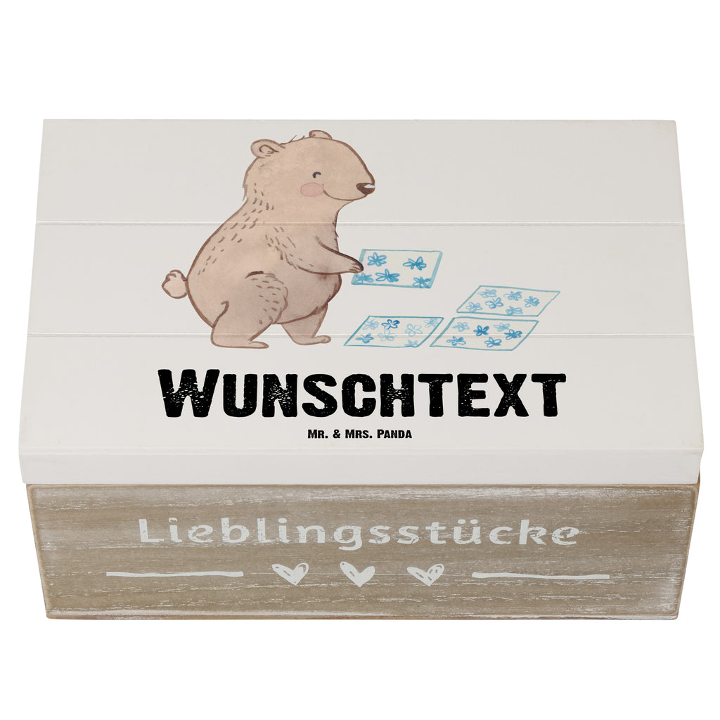 Personalisierte Holzkiste Fliesenleger Herz Holzkiste mit Namen, Kiste mit Namen, Schatzkiste mit Namen, Truhe mit Namen, Schatulle mit Namen, Erinnerungsbox mit Namen, Erinnerungskiste, mit Namen, Dekokiste mit Namen, Aufbewahrungsbox mit Namen, Holzkiste Personalisiert, Kiste Personalisiert, Schatzkiste Personalisiert, Truhe Personalisiert, Schatulle Personalisiert, Erinnerungsbox Personalisiert, Erinnerungskiste Personalisiert, Dekokiste Personalisiert, Aufbewahrungsbox Personalisiert, Geschenkbox personalisiert, GEschenkdose personalisiert, Beruf, Ausbildung, Jubiläum, Abschied, Rente, Kollege, Kollegin, Geschenk, Schenken, Arbeitskollege, Mitarbeiter, Firma, Danke, Dankeschön, Fliesenleger, Gesellenprüfung, Fliesenlegermeister, Fliesenlegerbetrieb, Fliesenfachhandel, Handwerk