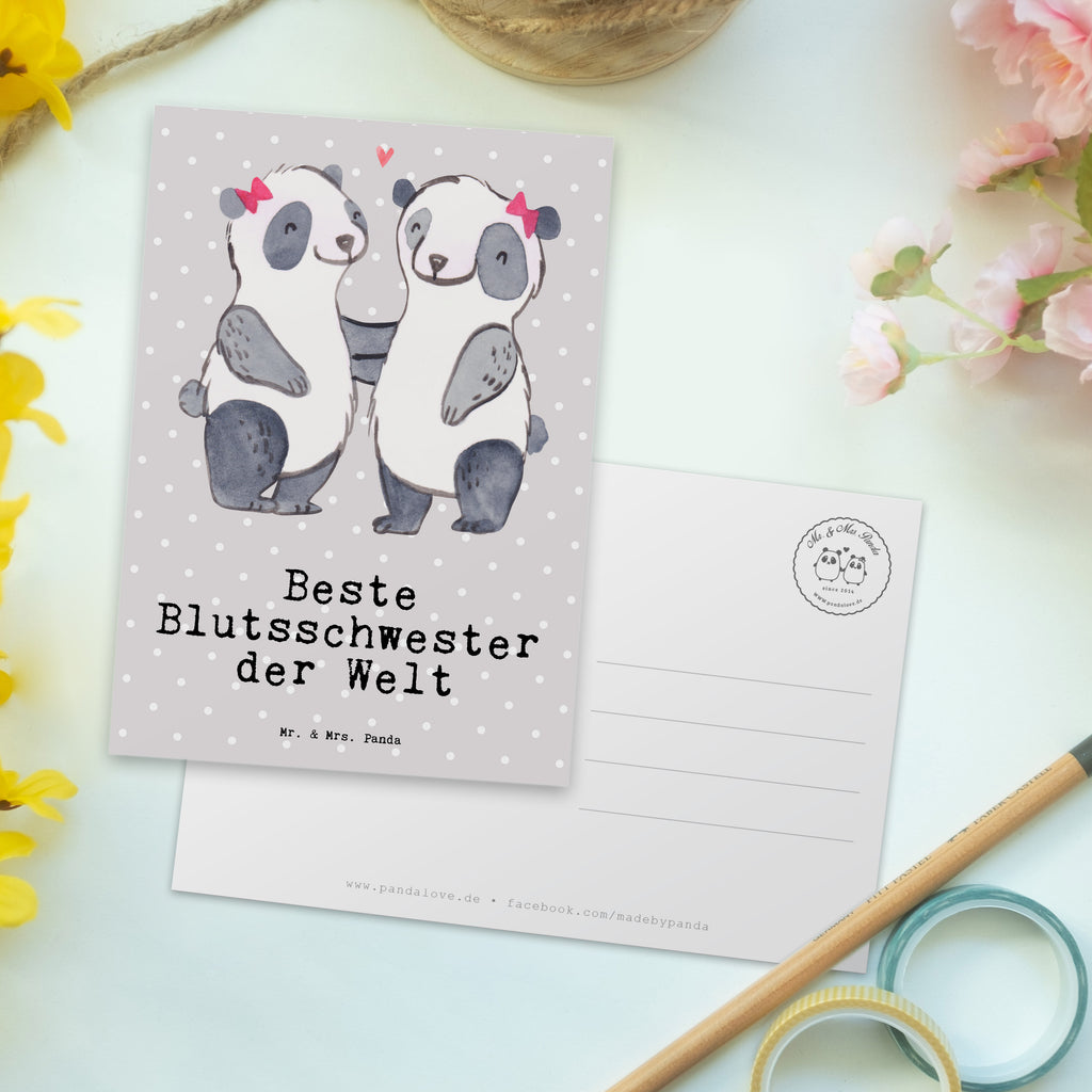 Postkarte Panda Beste Blutsschwester der Welt Postkarte, Karte, Geschenkkarte, Grußkarte, Einladung, Ansichtskarte, Geburtstagskarte, Einladungskarte, Dankeskarte, Ansichtskarten, Einladung Geburtstag, Einladungskarten Geburtstag, für, Dankeschön, Geschenk, Schenken, Geburtstag, Geburtstagsgeschenk, Geschenkidee, Danke, Bedanken, Mitbringsel, Freude machen, Geschenktipp, Blutsschwester, Blutsgeschwister, Freundin, Bae, Schwestern, Schwester, Geschwister, Schwesterherz, Sister, Familie, Kleinigkeit, Beste, Tochter, Liebe