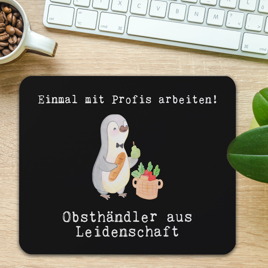 Mauspad Obsthändler aus Leidenschaft Mousepad, Computer zubehör, Büroausstattung, PC Zubehör, Arbeitszimmer, Mauspad, Einzigartiges Mauspad, Designer Mauspad, Mausunterlage, Mauspad Büro, Beruf, Ausbildung, Jubiläum, Abschied, Rente, Kollege, Kollegin, Geschenk, Schenken, Arbeitskollege, Mitarbeiter, Firma, Danke, Dankeschön, Obsthändler, Obstverkäufer, Wochenmarkthändler, Obstbauer, Obst- und Gemüsehändler, Obstplantage