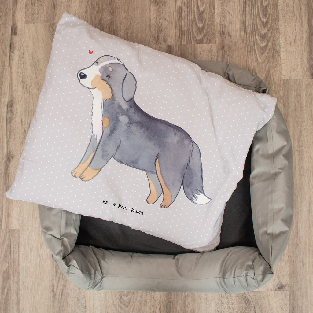 Hundebett Berner Sennenhund Lebensretter Hundebett, Hundeliege, Liegeplatz, Hund, Hundekörbchen, Körbchen, Tierbett, Hundebett Luxus, Hundekissen, Hundesofa, Hundeschlafplatz, Hundebettchen, Hundemöbel, Hundedecke, Hunderasse, Rassehund, Hundebesitzer, Geschenk, Tierfreund, Schenken, Welpe, Dürrbächler, Berner Sennenhund