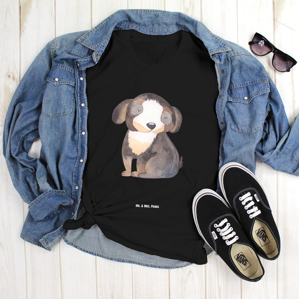 T-Shirt Standard Hund entspannt T-Shirt, Shirt, Tshirt, Lustiges T-Shirt, T-Shirt mit Spruch, Party, Junggesellenabschied, Jubiläum, Geburstag, Herrn, Damen, Männer, Frauen, Schlafshirt, Nachthemd, Sprüche, Hund, Hundemotiv, Haustier, Hunderasse, Tierliebhaber, Hundebesitzer, schwarzer Hund, Hundeliebe, Liebe, Hundeglück