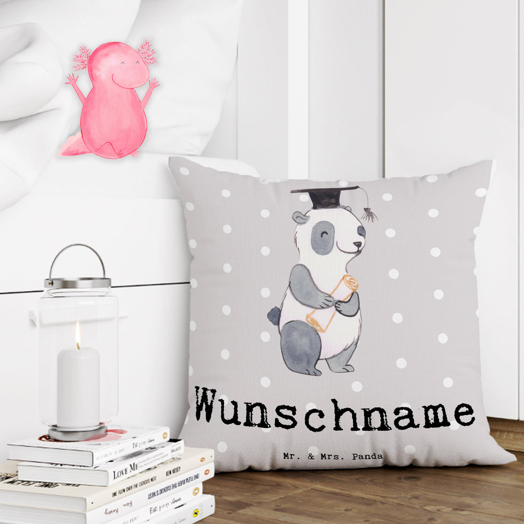 Personalisiertes Kissen Panda Bester Student der Welt Kissen, personalisiert, Name, Wunschname, bedrucken, Kopfkissen, für, Dankeschön, Geschenk, Schenken, Geburtstag, Geburtstagsgeschenk, Geschenkidee, Danke, Bedanken, Mitbringsel, Freude machen, Geschenktipp, Student, Studium, Sohn, Spaß, Musterschüler, lustig, Studienabschluss, witzig, Universität, Abschluss, Alumni, Uni, Studenten, Hochschule