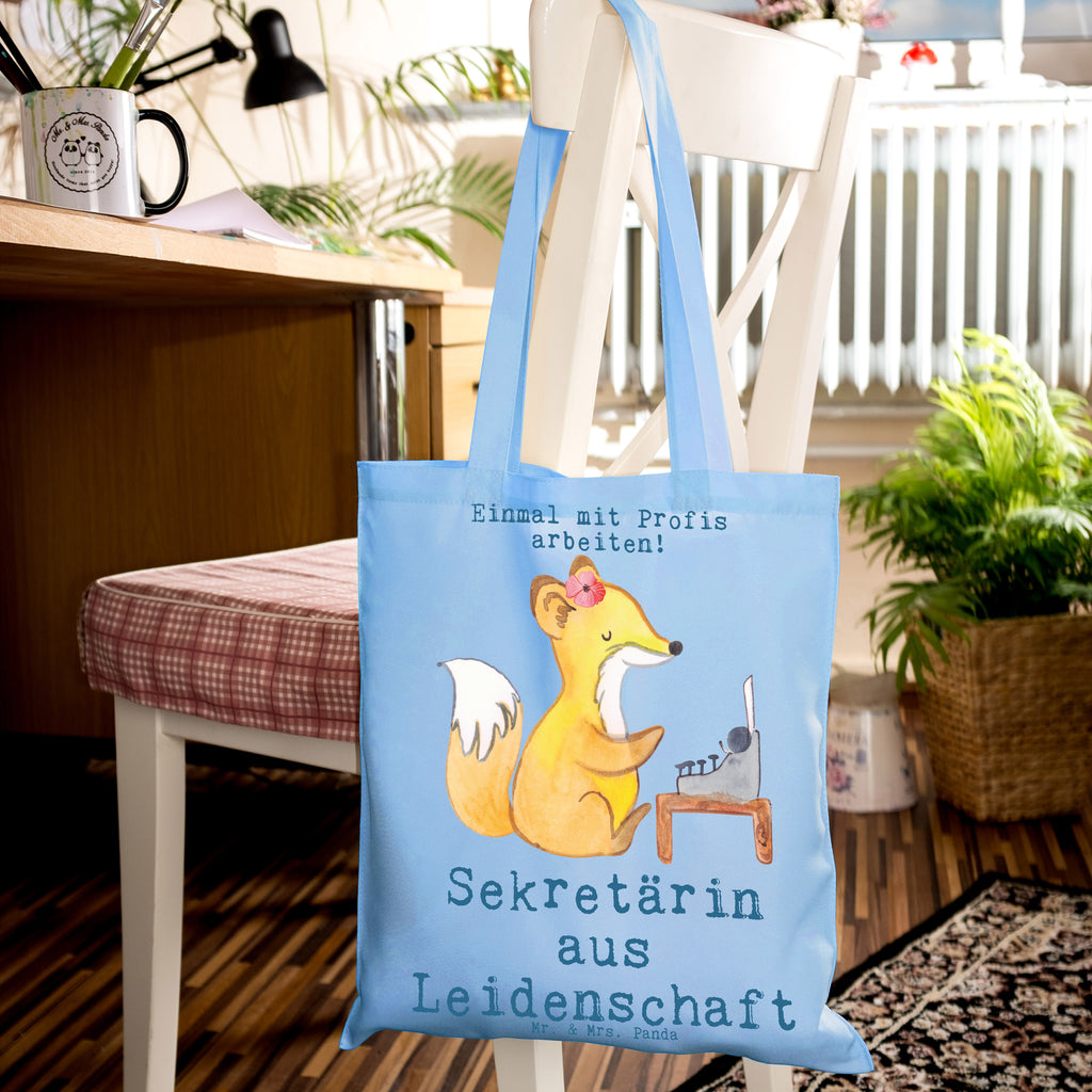 Tragetasche Sekretärin aus Leidenschaft Beuteltasche, Beutel, Einkaufstasche, Jutebeutel, Stoffbeutel, Tasche, Shopper, Umhängetasche, Strandtasche, Schultertasche, Stofftasche, Tragetasche, Badetasche, Jutetasche, Einkaufstüte, Laptoptasche, Beruf, Ausbildung, Jubiläum, Abschied, Rente, Kollege, Kollegin, Geschenk, Schenken, Arbeitskollege, Mitarbeiter, Firma, Danke, Dankeschön