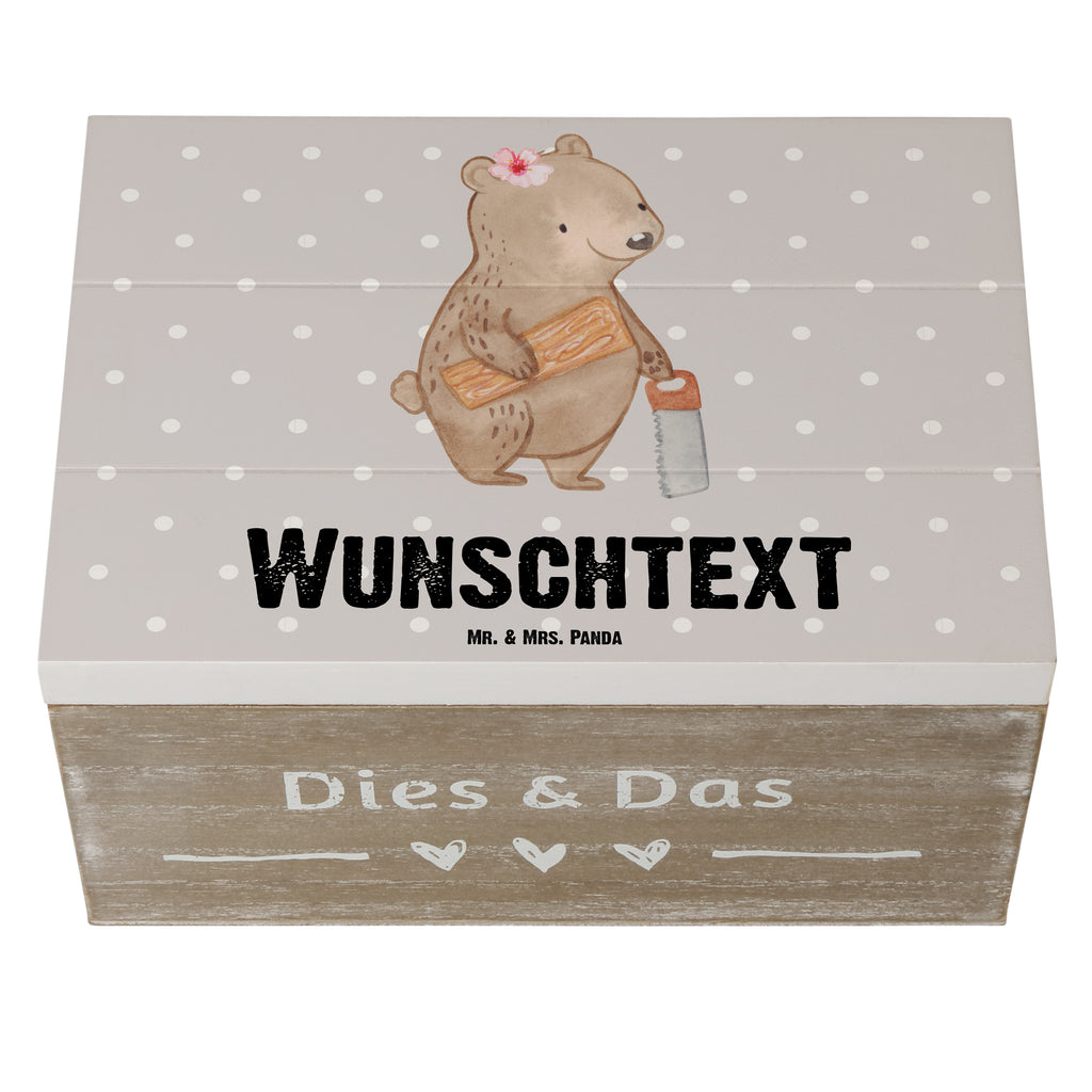 Personalisierte Holzkiste Schreinerin Herz Holzkiste mit Namen, Kiste mit Namen, Schatzkiste mit Namen, Truhe mit Namen, Schatulle mit Namen, Erinnerungsbox mit Namen, Erinnerungskiste, mit Namen, Dekokiste mit Namen, Aufbewahrungsbox mit Namen, Holzkiste Personalisiert, Kiste Personalisiert, Schatzkiste Personalisiert, Truhe Personalisiert, Schatulle Personalisiert, Erinnerungsbox Personalisiert, Erinnerungskiste Personalisiert, Dekokiste Personalisiert, Aufbewahrungsbox Personalisiert, Geschenkbox personalisiert, GEschenkdose personalisiert, Beruf, Ausbildung, Jubiläum, Abschied, Rente, Kollege, Kollegin, Geschenk, Schenken, Arbeitskollege, Mitarbeiter, Firma, Danke, Dankeschön