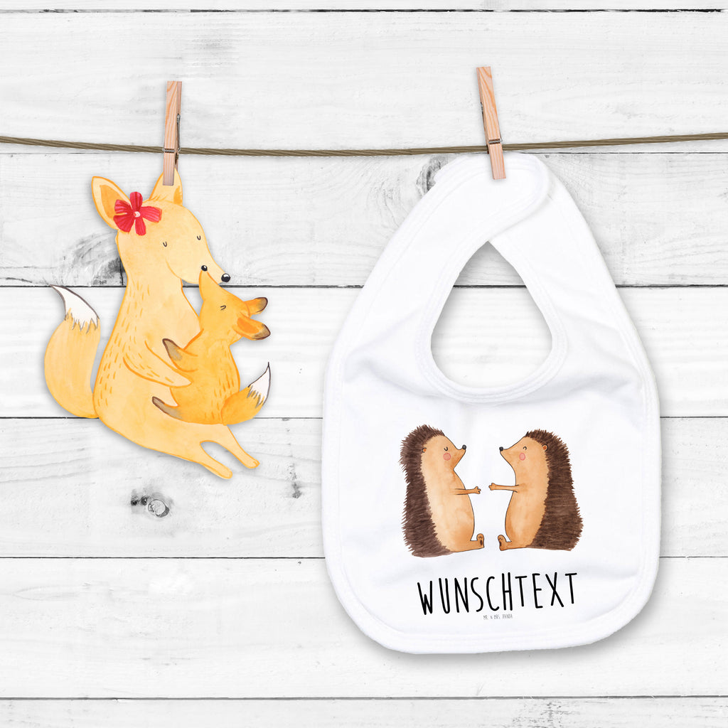 Personalisiertes Babylätzchen Igel Liebe Baby, Personalisiertes Lätzchen, Personalisiertes Spucktuch, Personalisiertes Sabberlätzchen, Personalisiertes Klettlätzchen, Personalisiertes Baby-Lätzchen, KPersonalisiertes Kinderlätzchen, Personalisiertes Geburt Geschenk, Geschenkidee Geburt, Personalisiertes Baby-Spucktuch, Personalisierter Baby-Kleckschutz, Personalisiertes Babyparty Geschenk, Personalisiertes Lätzchen für Babys, Lätzchen mit Namen, Spucktuch mit Namen, Sabberlätzchen mit Namen, Klettlätzchen mit Namen, Baby-Lätzchen mit Namen, Kinderlätzchen mit Namen, Geburt Geschenk mit Namen, Geschenkidee Geburt mit Namen, Baby-Spucktuch mit Namen, Baby-Kleckschutz, Babyparty Geschenk mit Namen, Lätzchen für Babys mit Namen, Selbst gestalten, Wunschnamen, Babylätzchen Bedrucken, Liebe, Partner, Freund, Freundin, Ehemann, Ehefrau, Heiraten, Verlobung, Heiratsantrag, Liebesgeschenk, Jahrestag, Hocheitstag, Verliebt, Verlobt, Verheiratet, Geschenk, Liebesbeweis, Hochzeitstag, Hochzeit, Igel