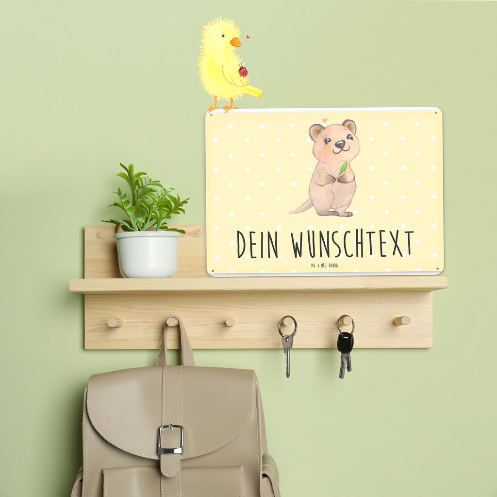 Personalisiertes Blechschild Quokka Happy Blechschild, Metallschild, Geschenk Schild, Schild, Magnet-Metall-Schild, Deko Schild, Wandschild, Wand-Dekoration, Türschild, Tiermotive, Gute Laune, lustige Sprüche, Tiere, Quokka, Verschieben, Aufschieberitis, Lustiger Spruch, Niedliches Tier, Dinge erledigen