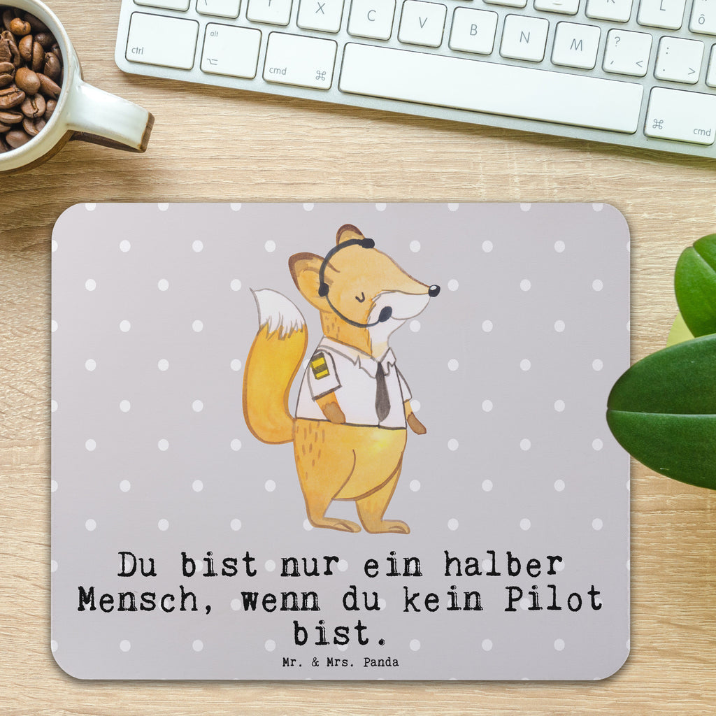 Mauspad Pilot mit Herz Mousepad, Computer zubehör, Büroausstattung, PC Zubehör, Arbeitszimmer, Mauspad, Einzigartiges Mauspad, Designer Mauspad, Mausunterlage, Mauspad Büro, Beruf, Ausbildung, Jubiläum, Abschied, Rente, Kollege, Kollegin, Geschenk, Schenken, Arbeitskollege, Mitarbeiter, Firma, Danke, Dankeschön, Pilot, Flugkapitän, Cockpit, Flugzeug