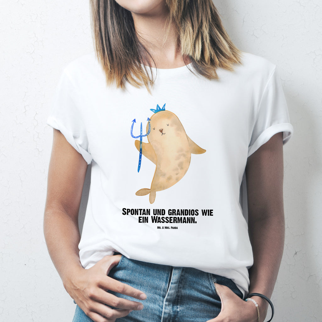 Personalisiertes T-Shirt Sternzeichen Wassermann T-Shirt Personalisiert, T-Shirt mit Namen, T-Shirt mit Aufruck, Männer, Frauen, Tierkreiszeichen, Sternzeichen, Horoskop, Astrologie, Aszendent, Meermann, Nix, Wassermann Geschenk, Wassermann Sternzeichen, Geschenk Januar, Geschenk Februar, Geburtstag Januar, Geburtstag Februar, Meer Geschenk