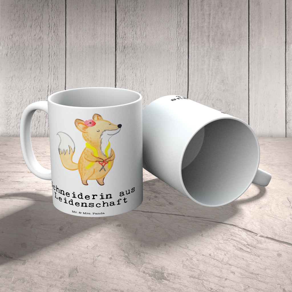 Tasse Schneiderin aus Leidenschaft Tasse, Kaffeetasse, Teetasse, Becher, Kaffeebecher, Teebecher, Keramiktasse, Porzellantasse, Büro Tasse, Geschenk Tasse, Tasse Sprüche, Tasse Motive, Kaffeetassen, Tasse bedrucken, Designer Tasse, Cappuccino Tassen, Schöne Teetassen, Beruf, Ausbildung, Jubiläum, Abschied, Rente, Kollege, Kollegin, Geschenk, Schenken, Arbeitskollege, Mitarbeiter, Firma, Danke, Dankeschön