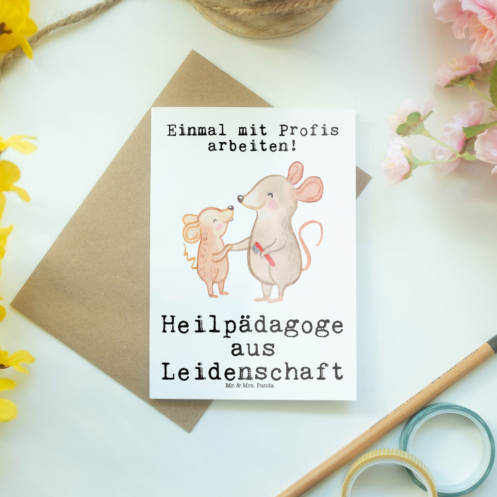 Grußkarte Heilpädagoge aus Leidenschaft Grußkarte, Klappkarte, Einladungskarte, Glückwunschkarte, Hochzeitskarte, Geburtstagskarte, Karte, Ansichtskarten, Beruf, Ausbildung, Jubiläum, Abschied, Rente, Kollege, Kollegin, Geschenk, Schenken, Arbeitskollege, Mitarbeiter, Firma, Danke, Dankeschön, Heilpädagoge, Heilpädagogik, Studium