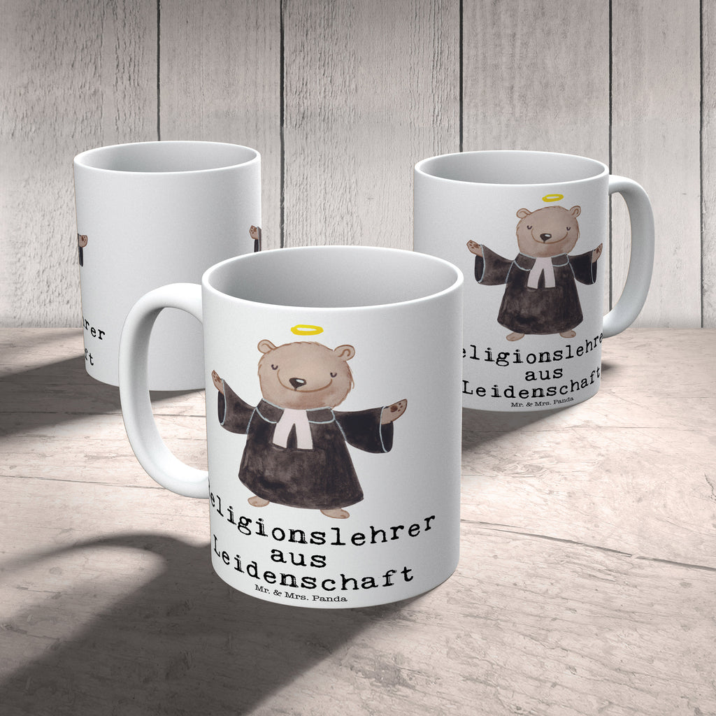 Tasse Religionslehrer aus Leidenschaft Tasse, Kaffeetasse, Teetasse, Becher, Kaffeebecher, Teebecher, Keramiktasse, Porzellantasse, Büro Tasse, Geschenk Tasse, Tasse Sprüche, Tasse Motive, Kaffeetassen, Tasse bedrucken, Designer Tasse, Cappuccino Tassen, Schöne Teetassen, Beruf, Ausbildung, Jubiläum, Abschied, Rente, Kollege, Kollegin, Geschenk, Schenken, Arbeitskollege, Mitarbeiter, Firma, Danke, Dankeschön, Religionslehrer, Reli Lehrer, Schule, Grundschule