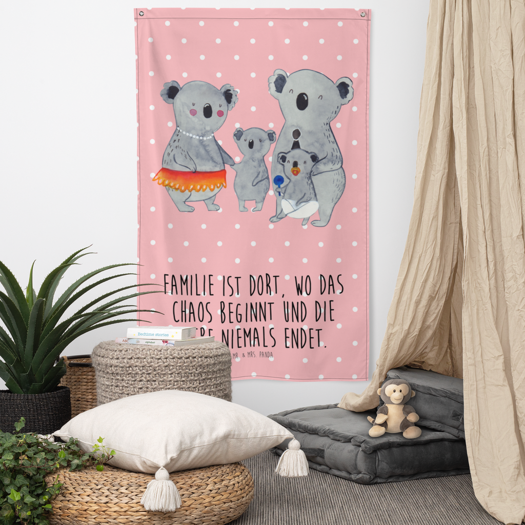 Wandteppich Koala Familie Wandbehang, Dekoration, Boho, Wandteppich, Wandtuch, Wanddeko, Tapisserie, Tapestry, Wandbild, Textil-Kunst, Schmuck-Wandbehang, Wand Deko, Kinderzimmer, Kinderzimmer Wand, Kinderzimmer Deko, Kinderzimmer Wanddeko, Familie, Vatertag, Muttertag, Bruder, Schwester, Mama, Papa, Oma, Opa, Koala, Koalas, Family, Kinder, Geschwister, Familienleben