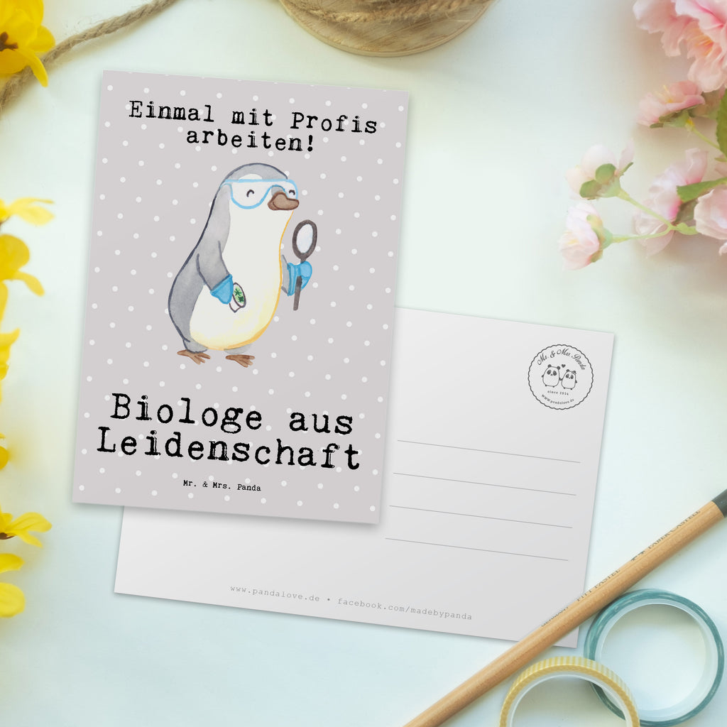 Postkarte Biologe aus Leidenschaft Postkarte, Karte, Geschenkkarte, Grußkarte, Einladung, Ansichtskarte, Geburtstagskarte, Einladungskarte, Dankeskarte, Ansichtskarten, Einladung Geburtstag, Einladungskarten Geburtstag, Beruf, Ausbildung, Jubiläum, Abschied, Rente, Kollege, Kollegin, Geschenk, Schenken, Arbeitskollege, Mitarbeiter, Firma, Danke, Dankeschön, Biologe, Biologie, Naturwissenschaftler, Labor, Studium, Bachelor, Master