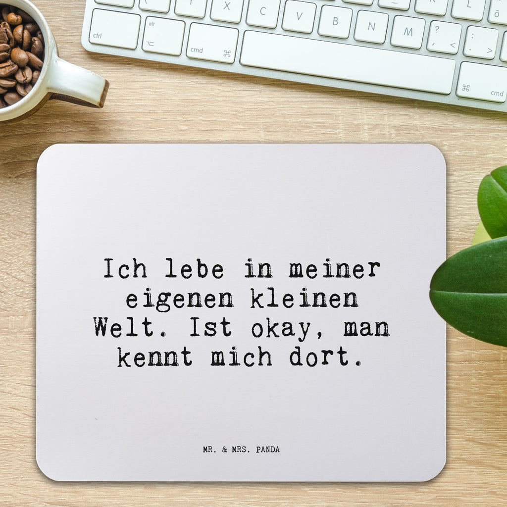 Mauspad Sprüche und Zitate Ich lebe in meiner eigenen kleinen Welt. Ist okay, man kennt mich dort. Mousepad, Computer zubehör, Büroausstattung, PC Zubehör, Arbeitszimmer, Mauspad, Einzigartiges Mauspad, Designer Mauspad, Mausunterlage, Mauspad Büro, Spruch, Sprüche, lustige Sprüche, Weisheiten, Zitate, Spruch Geschenke, Spruch Sprüche Weisheiten Zitate Lustig Weisheit Worte