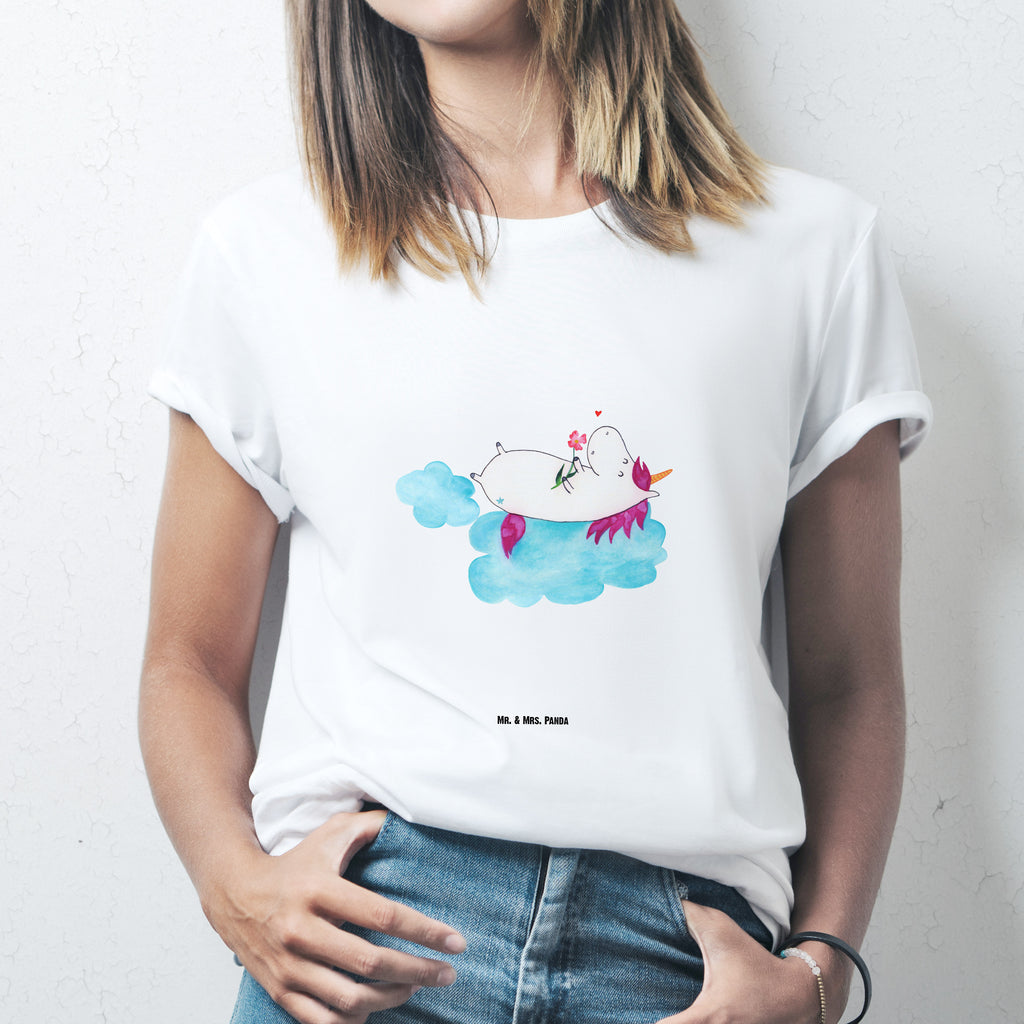 T-Shirt Standard Einhorn verliebt auf Wolke T-Shirt, Shirt, Tshirt, Lustiges T-Shirt, T-Shirt mit Spruch, Party, Junggesellenabschied, Jubiläum, Geburstag, Herrn, Damen, Männer, Frauen, Schlafshirt, Nachthemd, Sprüche, Einhorn, Einhörner, Einhorn Deko, Pegasus, Unicorn, verliebt, Liebe, Liebesbeweis, Freundin, Wolke