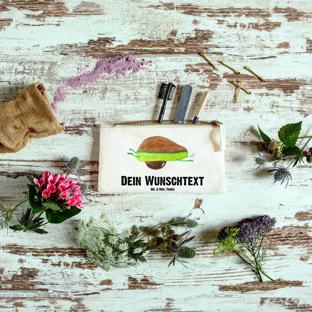 Personalisierte Schminktasche Avocado Yoga Personalisierte Schminktasche, Personalisierte Kosmetiktasche, Personalisierter Kosmetikbeutel, Personalisiertes Stiftemäppchen, Personalisiertes Etui, Personalisierte Federmappe, Personalisierte Makeup Bag, Personalisiertes Schminketui, Personalisiertes Kosmetiketui, Personalisiertes Schlamperetui, Schminktasche mit Namen, Kosmetiktasche mit Namen, Kosmetikbeutel mit Namen, Stiftemäppchen mit Namen, Etui mit Namen, Federmappe mit Namen, Makeup Bg mit Namen, Schminketui mit Namen, Kosmetiketui mit Namen, Schlamperetui mit Namen, Schminktasche personalisieren, Schminktasche bedrucken, Schminktasche selbst gestalten, Avocado, Veggie, Vegan, Gesund, Avocado Yoga Vegan