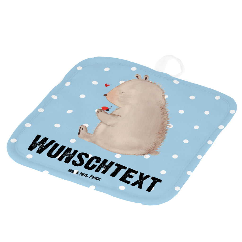 Personalisierte Topflappen Bär mit Marienkäfer Topflappen personalisiert, Personalisierte Topfuntersetzer, Personalisierter Ofenhandschuh, Topflappen Set personalisiert, Topflappen mit Namen, Namensaufdruck, Bär, Teddy, Teddybär, Marienkäfer, Liebe, Freiheit, Motivation, Das Leben ist schön