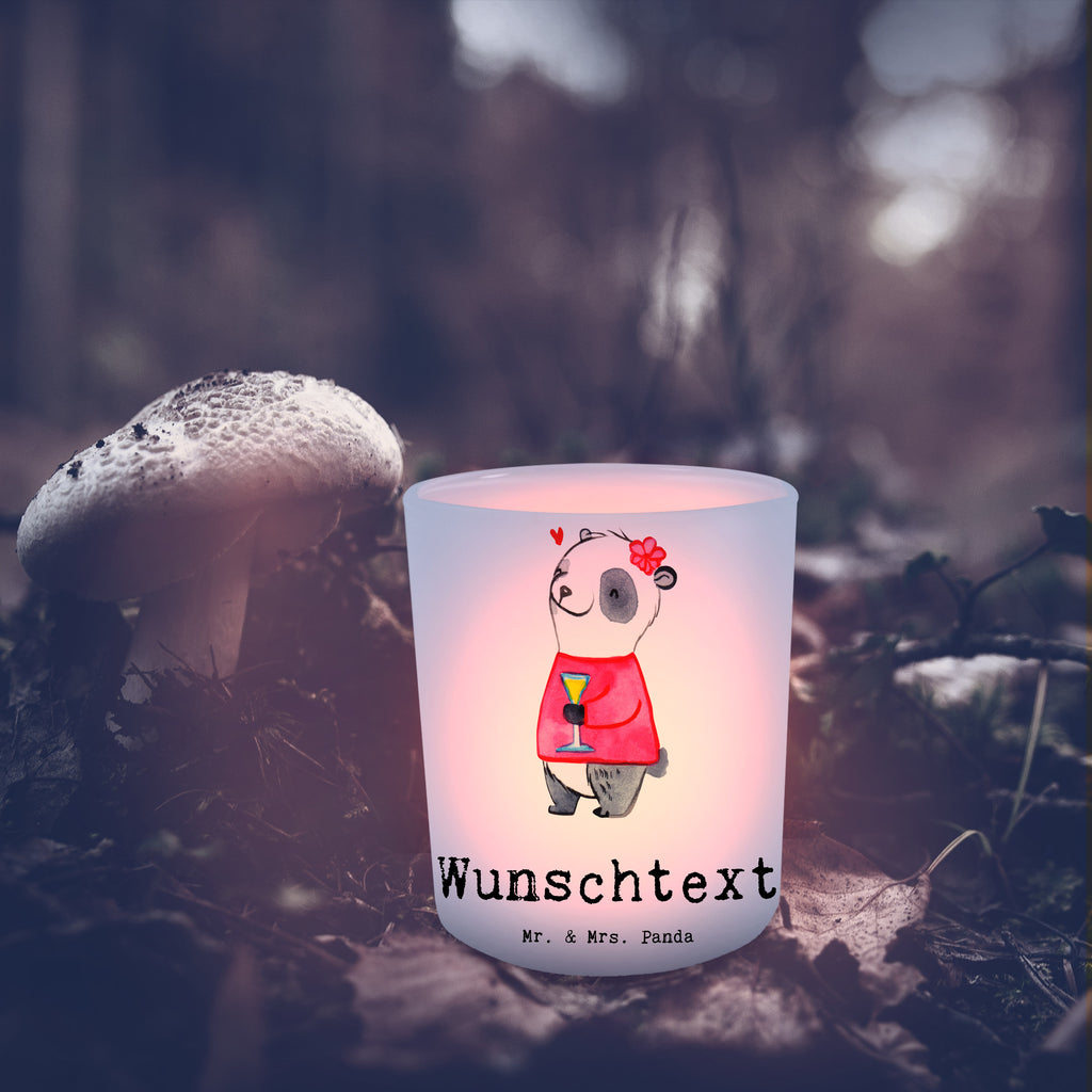 Personalisiertes Windlicht Panda Beste Schwiegertochter der Welt Personalisiertes Windlicht, Personalisiertes Windlicht Glas, Personalisiertes Teelichtglas, Personalisierter Teelichthalter, Personalisiertes Kerzenglas, Personalisierte Kerze, Personalisiertes Teelicht, Windlicht mit Namen, Windlicht Glas mit Namen, Teelichtglas mit Namen, Teelichthalter mit Namen, Teelichter mit Namen, Kerzenglas mit Namen, Kerze mit Namen, Teelicht mit Namen, Namenspersonalisierung, Name, selbst gestalten, Wunschtext, Bedrucken, für, Dankeschön, Geschenk, Schenken, Geburtstag, Geburtstagsgeschenk, Geschenkidee, Danke, Bedanken, Mitbringsel, Freude machen, Geschenktipp, Schwiegertochter, Tochter, Ehefrau des Sohns, Frau, angeheiratet, Hochzeit