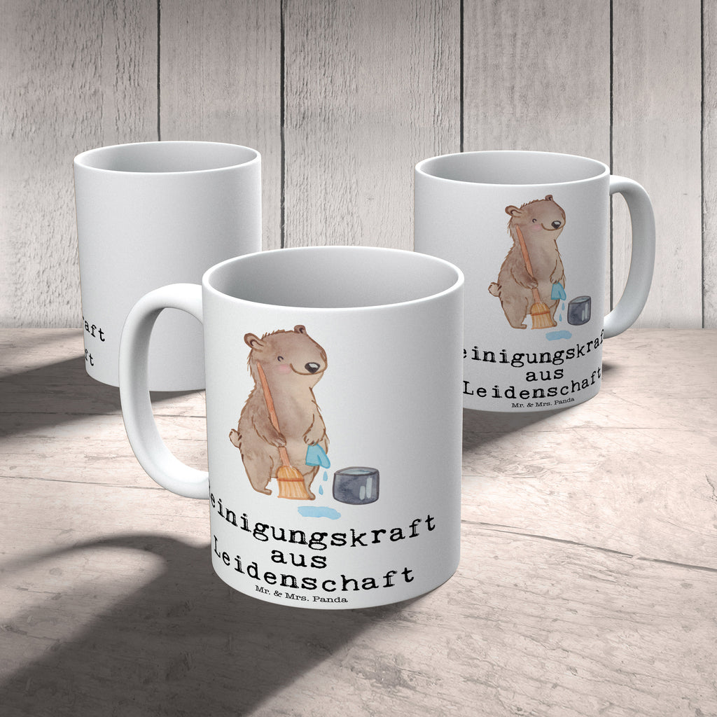 Tasse Reinigungskraft aus Leidenschaft Tasse, Kaffeetasse, Teetasse, Becher, Kaffeebecher, Teebecher, Keramiktasse, Porzellantasse, Büro Tasse, Geschenk Tasse, Tasse Sprüche, Tasse Motive, Kaffeetassen, Tasse bedrucken, Designer Tasse, Cappuccino Tassen, Schöne Teetassen, Beruf, Ausbildung, Jubiläum, Abschied, Rente, Kollege, Kollegin, Geschenk, Schenken, Arbeitskollege, Mitarbeiter, Firma, Danke, Dankeschön