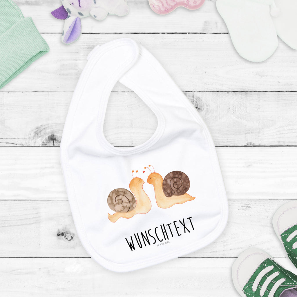 Personalisiertes Babylätzchen Schnecken Liebe Baby, Personalisiertes Lätzchen, Personalisiertes Spucktuch, Personalisiertes Sabberlätzchen, Personalisiertes Klettlätzchen, Personalisiertes Baby-Lätzchen, KPersonalisiertes Kinderlätzchen, Personalisiertes Geburt Geschenk, Geschenkidee Geburt, Personalisiertes Baby-Spucktuch, Personalisierter Baby-Kleckschutz, Personalisiertes Babyparty Geschenk, Personalisiertes Lätzchen für Babys, Lätzchen mit Namen, Spucktuch mit Namen, Sabberlätzchen mit Namen, Klettlätzchen mit Namen, Baby-Lätzchen mit Namen, Kinderlätzchen mit Namen, Geburt Geschenk mit Namen, Geschenkidee Geburt mit Namen, Baby-Spucktuch mit Namen, Baby-Kleckschutz, Babyparty Geschenk mit Namen, Lätzchen für Babys mit Namen, Selbst gestalten, Wunschnamen, Babylätzchen Bedrucken, Liebe, Partner, Freund, Freundin, Ehemann, Ehefrau, Heiraten, Verlobung, Heiratsantrag, Liebesgeschenk, Jahrestag, Hocheitstag