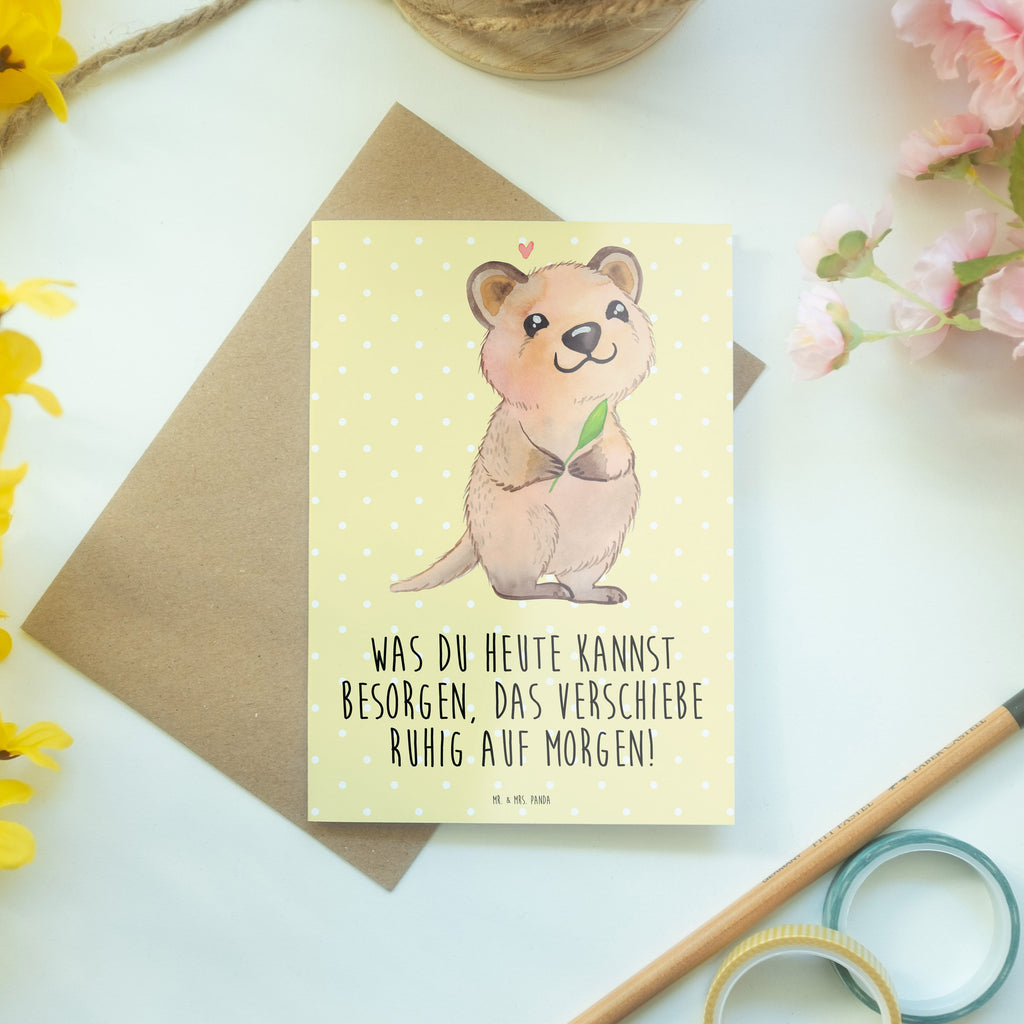 Grußkarte Quokka Happy Grußkarte, Klappkarte, Einladungskarte, Glückwunschkarte, Hochzeitskarte, Geburtstagskarte, Karte, Ansichtskarten, Tiermotive, Gute Laune, lustige Sprüche, Tiere, Quokka, Verschieben, Aufschieberitis, Lustiger Spruch, Niedliches Tier, Dinge erledigen