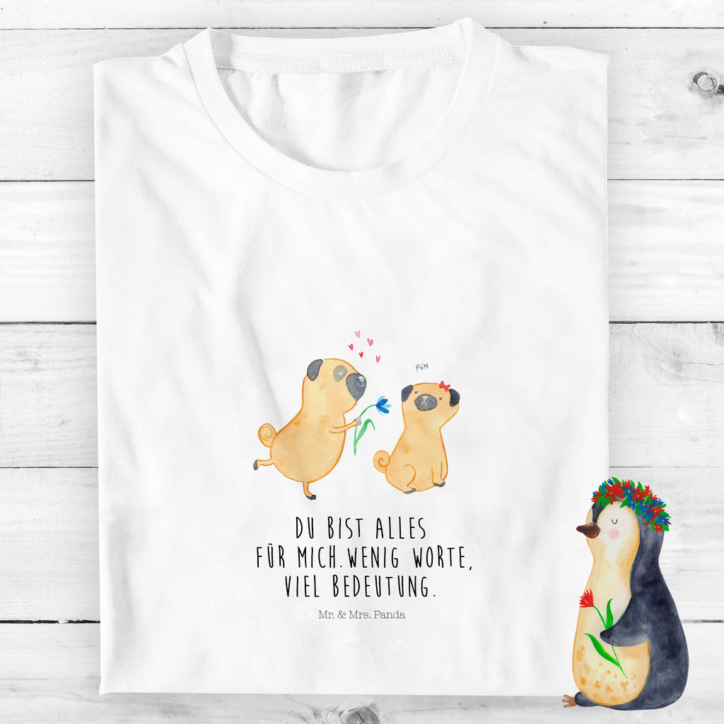 Organic Kinder T-Shirt Mops Verliebt Kinder T-Shirt, Kinder T-Shirt Mädchen, Kinder T-Shirt Jungen, Hund, Hundemotiv, Haustier, Hunderasse, Tierliebhaber, Hundebesitzer, Sprüche, Mops, Möpse, Hundeliebe, verliebt, Liebe, Liebesspruch. Verlobt, Geschenk Freund, Partner