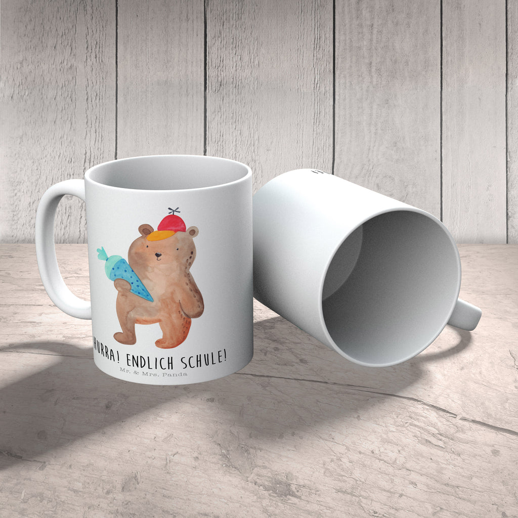 Tasse Bär Schultüte Tasse, Kaffeetasse, Teetasse, Becher, Kaffeebecher, Teebecher, Keramiktasse, Porzellantasse, Büro Tasse, Geschenk Tasse, Tasse Sprüche, Tasse Motive, Kaffeetassen, Tasse bedrucken, Designer Tasse, Cappuccino Tassen, Schöne Teetassen, Bär, Teddy, Teddybär, Bär Motiv, Schultüte, Erster Schultag Geschenk, Einschulung Geschenk, Schule Geschenk, Grundschule, Schulanfang, Schulbeginn