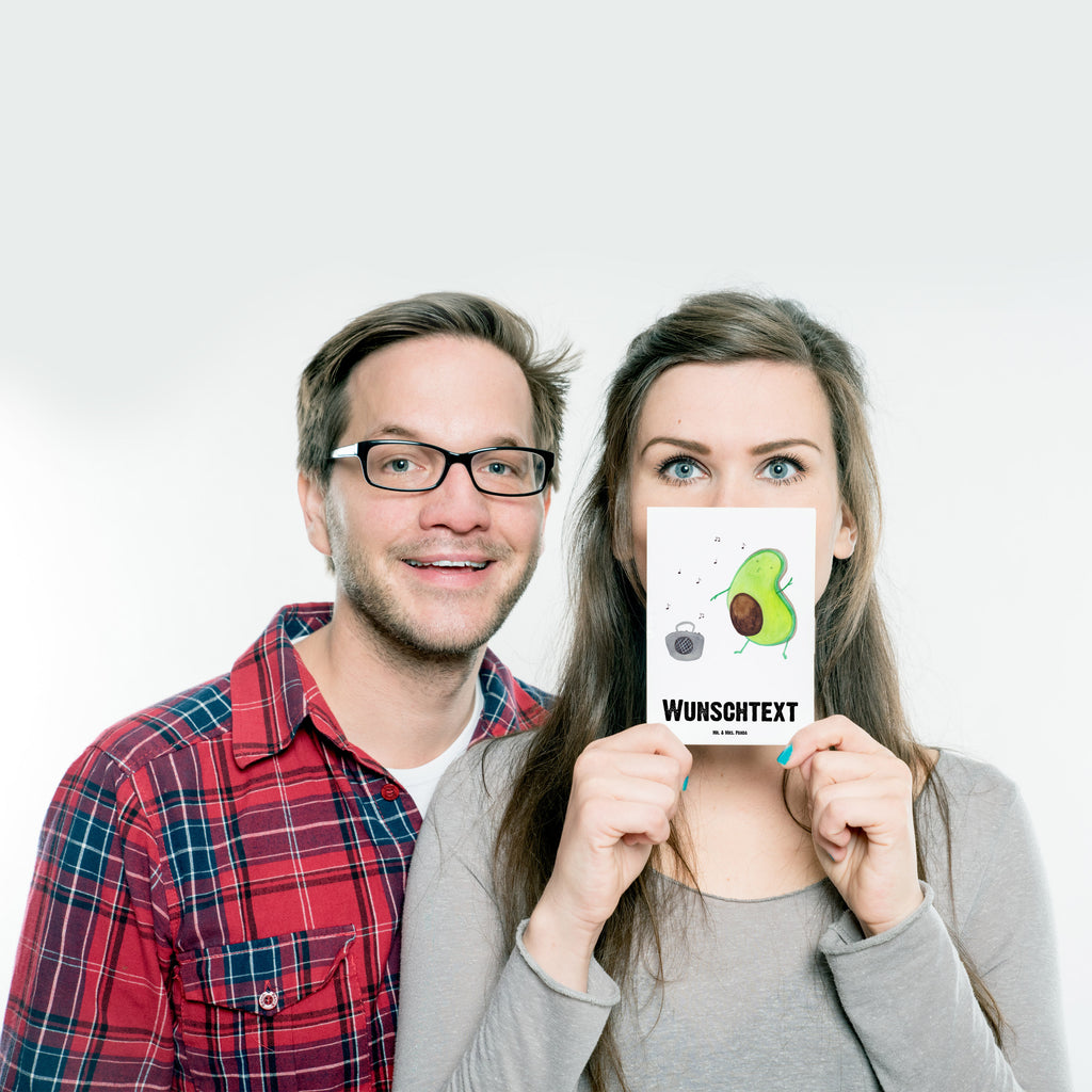 Personalisierte Postkarte Avocado tanzt Postkarte mit Namen, Postkarte bedrucken, Postkarte mit Wunschtext, Postkarte personalisierbar, Geschenkkarte mit Namen, Grußkarte mit Namen, Karte mit Namen, Einladung mit Namen, Ansichtskarte mit Namen, Geschenkkarte mit Wunschtext, Grußkarte mit Wunschtext, Karte mit Wunschtext, Einladung mit Wunschtext, Ansichtskarte mit Wunschtext, Avocado, Veggie, Vegan, Gesund