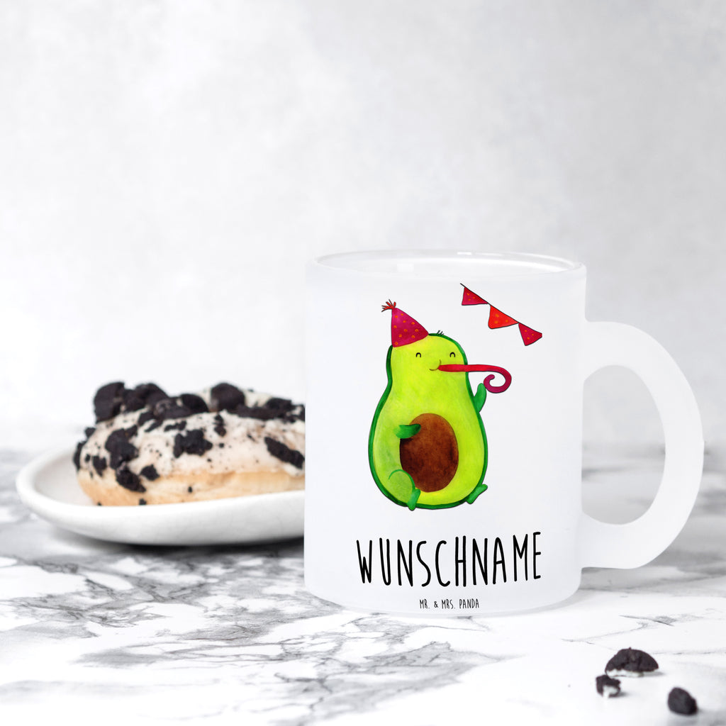 Personalisierte Teetasse Avocado Party Time Personalisierte Teetasse, Personalisiertes Teeglas, Personalisierter Teebecher, Personalisierte Glas Teetasse, Personalisierte Teetasse aus Glas, Teetasse mit Namen, Teeglas mit Namen, Teebecher mit Namen, Glas Teetasse mit Namen, Teetasse aus Glas mit Namen, Teetasse Wunschname, Teetasse selbst gestalten., Avocado, Veggie, Vegan, Gesund