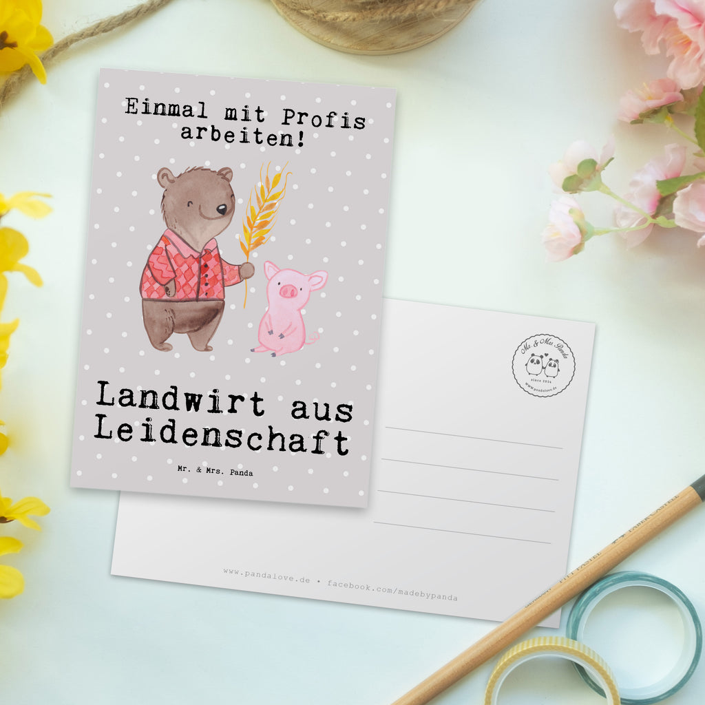 Postkarte Landwirt aus Leidenschaft Postkarte, Karte, Geschenkkarte, Grußkarte, Einladung, Ansichtskarte, Geburtstagskarte, Einladungskarte, Dankeskarte, Ansichtskarten, Einladung Geburtstag, Einladungskarten Geburtstag, Beruf, Ausbildung, Jubiläum, Abschied, Rente, Kollege, Kollegin, Geschenk, Schenken, Arbeitskollege, Mitarbeiter, Firma, Danke, Dankeschön, Landwirt; Bauer, Tierwirt, Agronom, Farmer, Bauernhof