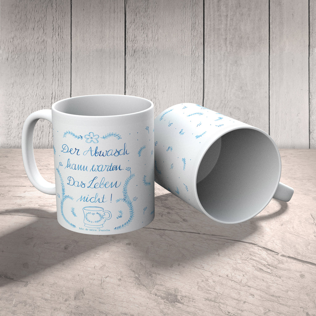 Tasse Der Abwasch kann warten Tasse, Kaffeetasse, Teetasse, Becher, Kaffeebecher, Teebecher, Keramiktasse, Porzellantasse, Büro Tasse, Geschenk Tasse, Tasse Sprüche, Tasse Motive, Kaffeetassen, Tasse bedrucken, Designer Tasse, Cappuccino Tassen, Schöne Teetassen, Blumen Deko, Frühlings Deko, Sommer Deko, Dekoration, positive Botschaft, Naturliebhaber, Outdoor, Natur, Abenteuer, Lebensweisheit, Weisheit, Küche Deko, Küche Spruch, Abwasch, Küchendienst, Leben Spruch, Geschenk Reise