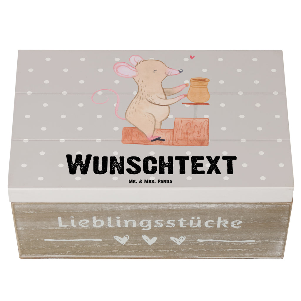 Personalisierte Holzkiste Maus Töpfern Tage Holzkiste mit Namen, Kiste mit Namen, Schatzkiste mit Namen, Truhe mit Namen, Schatulle mit Namen, Erinnerungsbox mit Namen, Erinnerungskiste, mit Namen, Dekokiste mit Namen, Aufbewahrungsbox mit Namen, Holzkiste Personalisiert, Kiste Personalisiert, Schatzkiste Personalisiert, Truhe Personalisiert, Schatulle Personalisiert, Erinnerungsbox Personalisiert, Erinnerungskiste Personalisiert, Dekokiste Personalisiert, Aufbewahrungsbox Personalisiert, Geschenkbox personalisiert, GEschenkdose personalisiert, Geschenk, Sport, Sportart, Hobby, Schenken, Danke, Dankeschön, Auszeichnung, Gewinn, Sportler, Töpfern, Töpferei, Töpferkurs